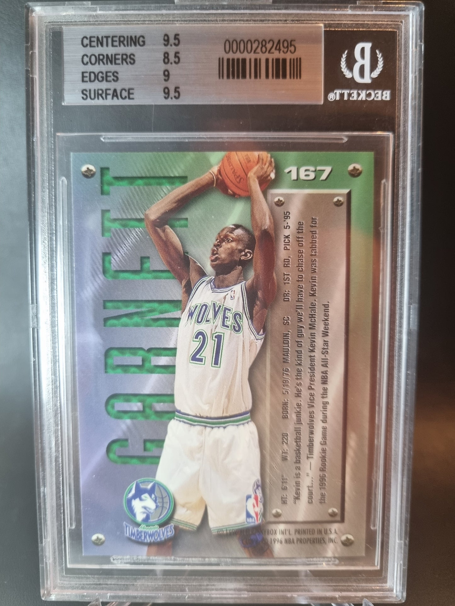 1995 Fleer Metal #167 Kevin Garnett Rookie Card BGS 9 Mint