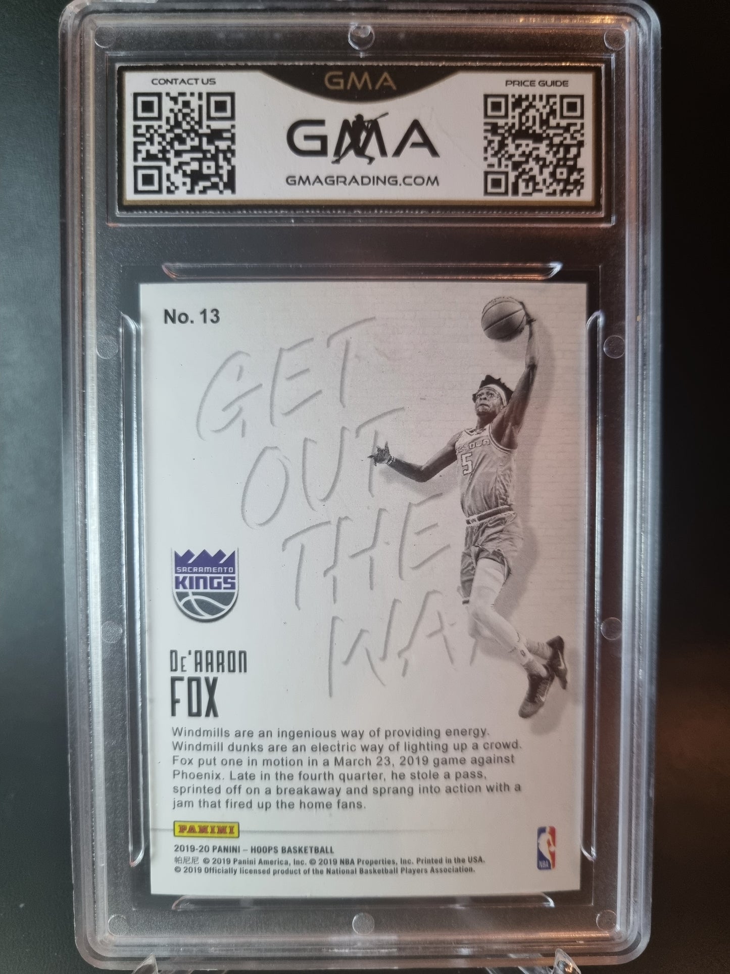 2019 Hoops #13 De'Aaron Fox Get Out The Way GMA 8.5 Near Mint