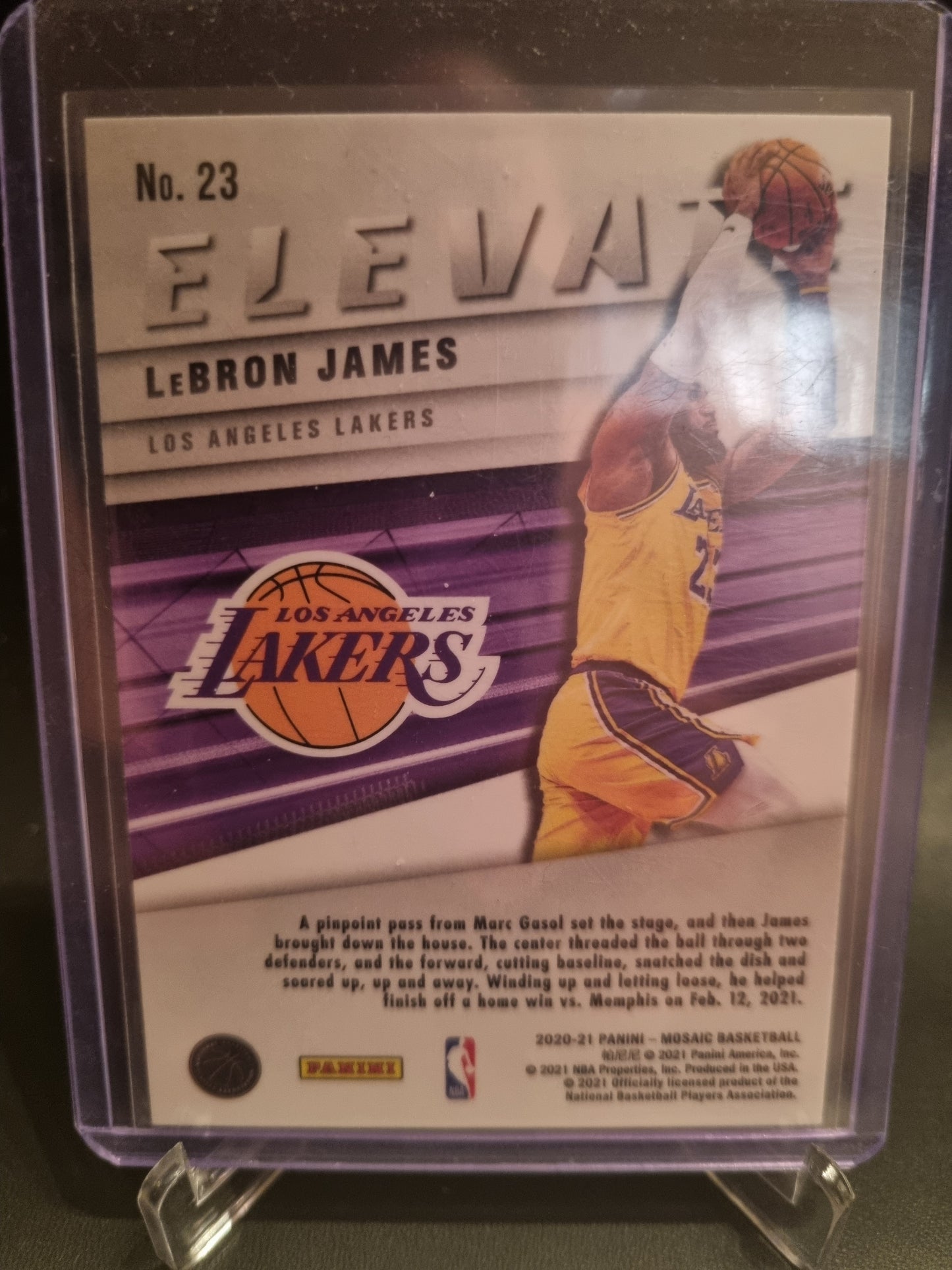 2020-21 Panini Mosaic #23 Lebron James Elevate