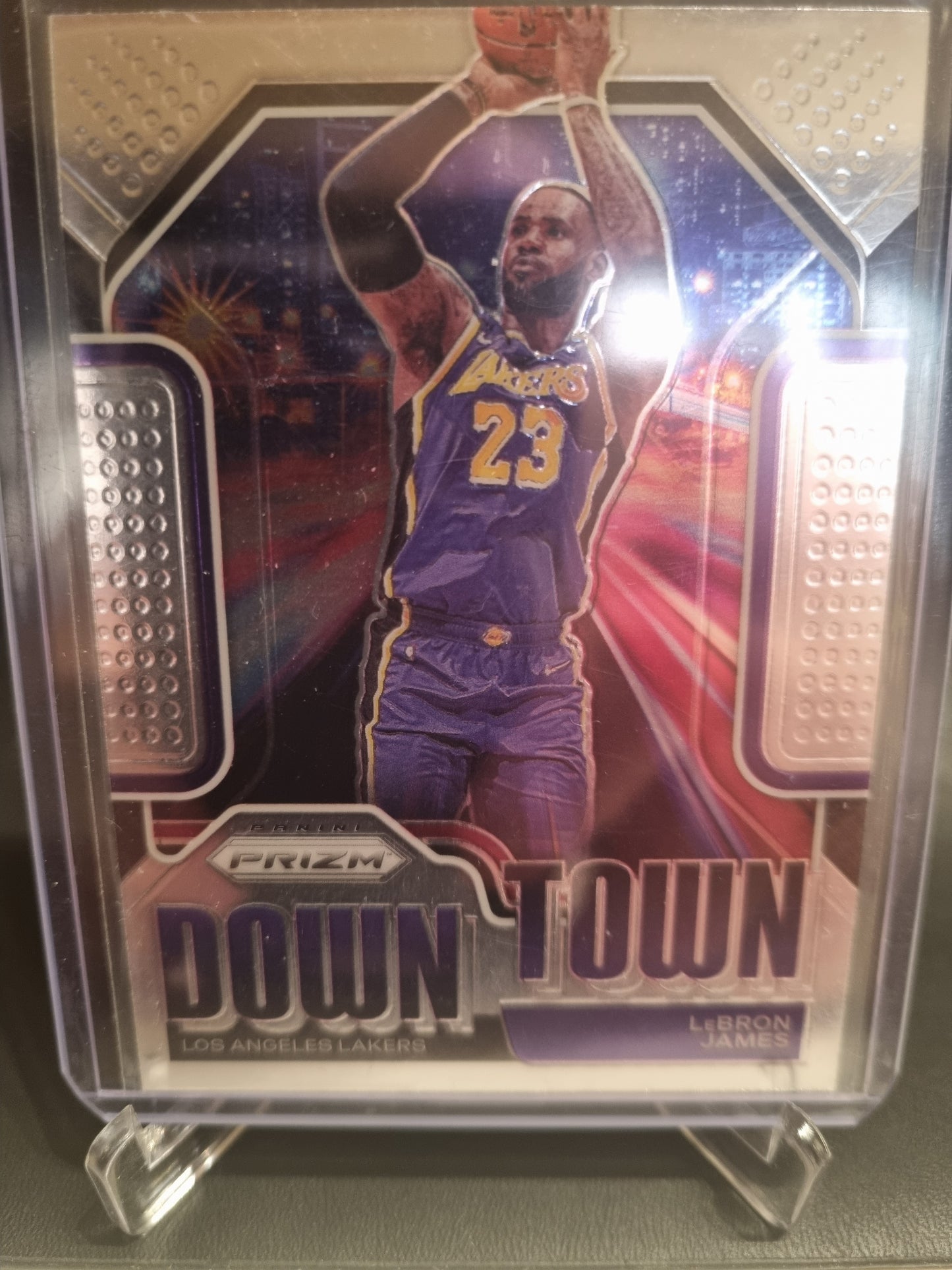 2020-21 Panini Prizm #18 Lebron James Down Town