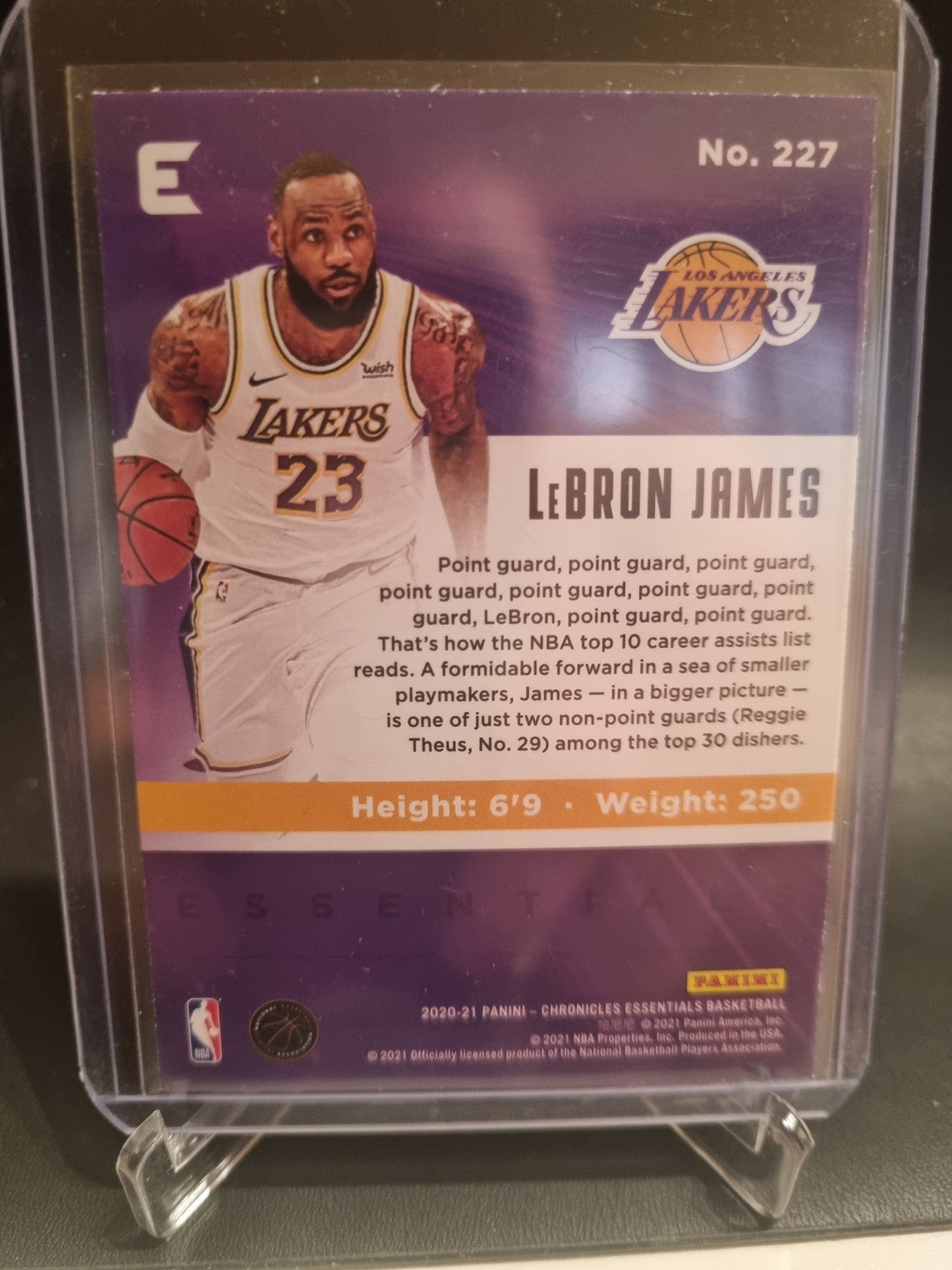 2020-21 Panini Chronicles #227 Lebron James Essentials