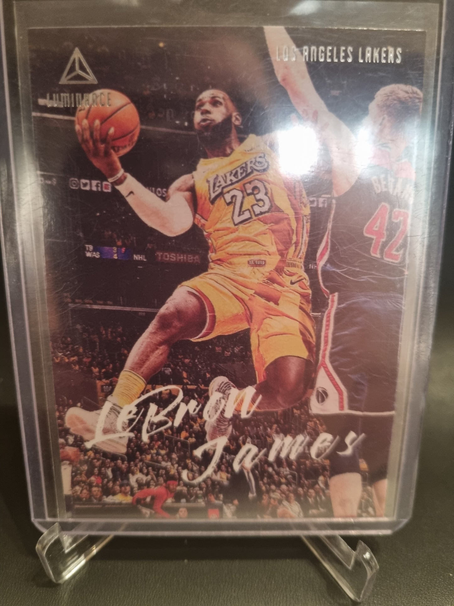 2019-20 Panini Chronicles #162 Lebron James Luminance