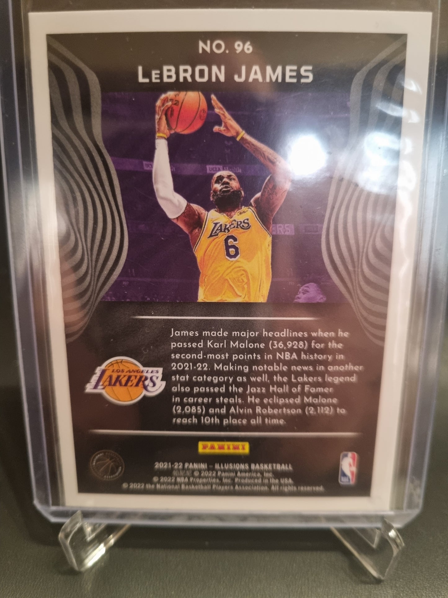 2021-22 Panini Illusions #96 Lebron James