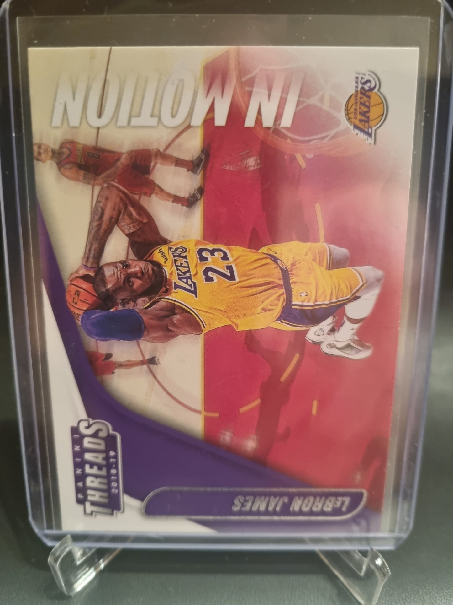 2018-19 Panini Threads #12 Lebron James In Motion