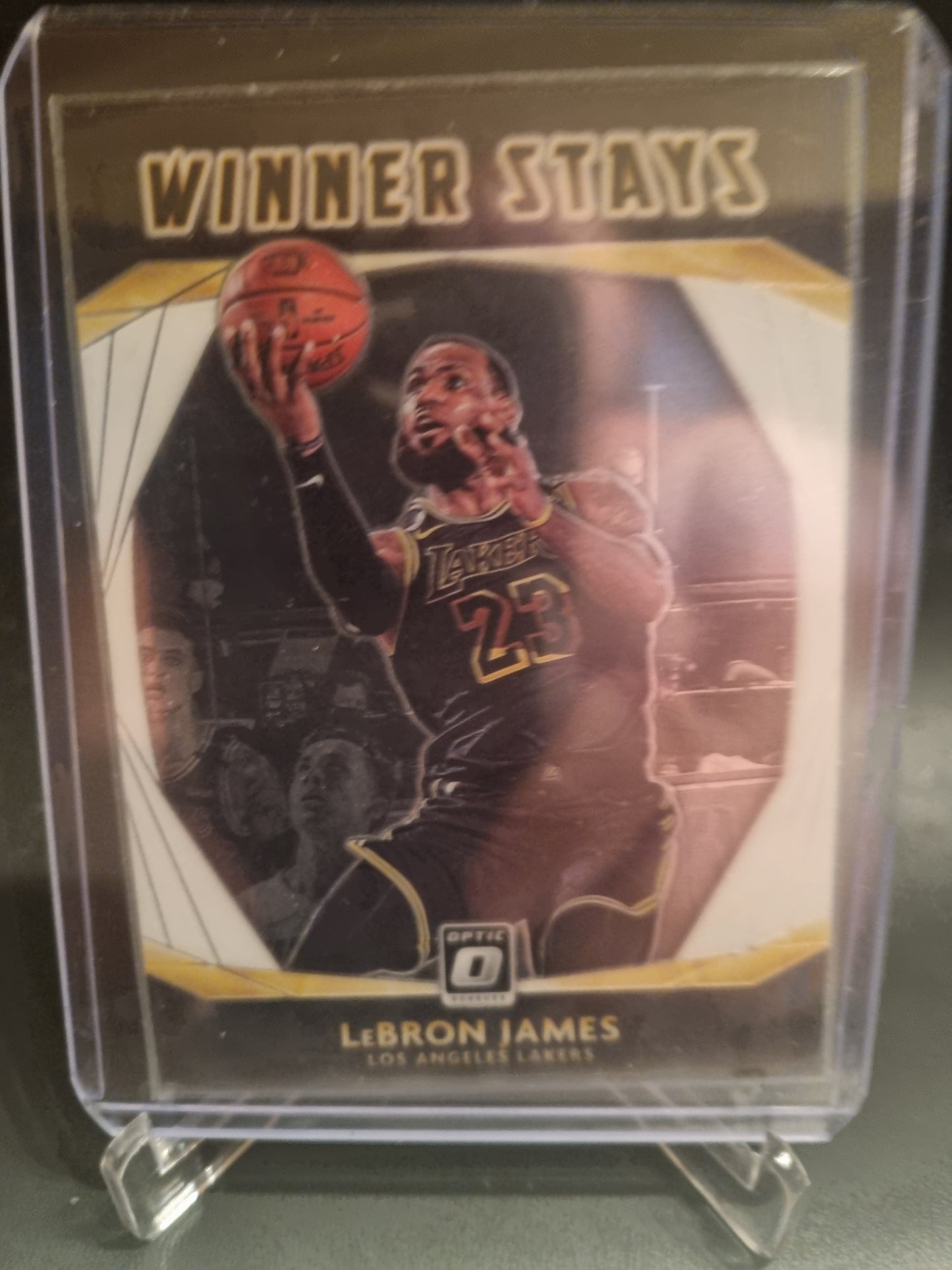 2021-22 Panini Donruss Optic #20 Lebron James Winner Stays