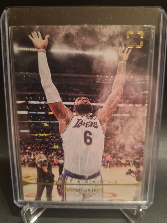 2021-22 Panini Photogenic #4 Lebron James