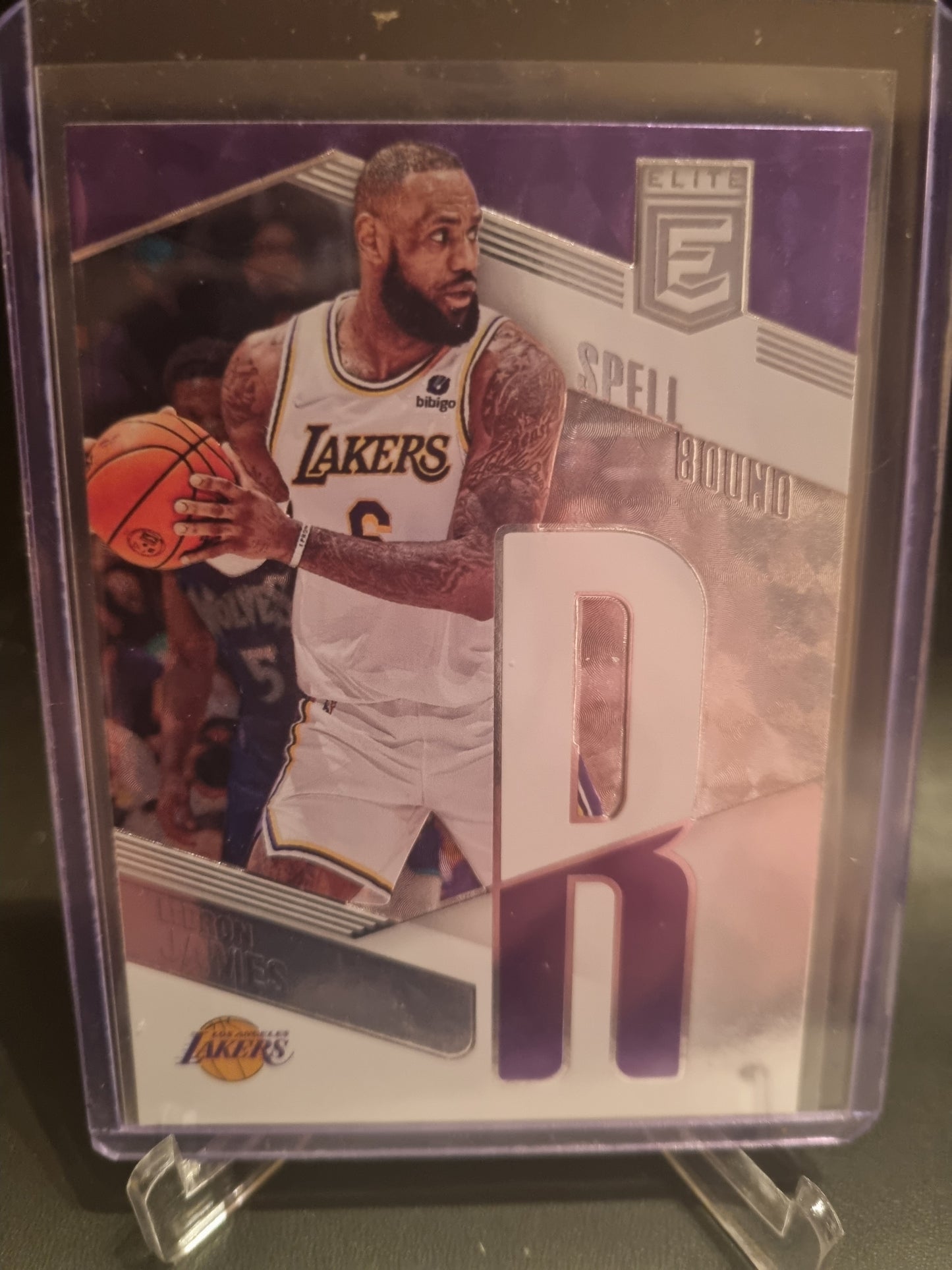 2022-23 Panini Donruss Elite #4 Lebron James R