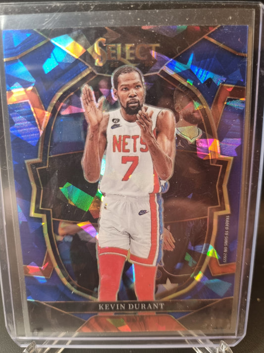 2022-23 Panini Select #37 Kevin Durant Blue Cracked Ice Prizm