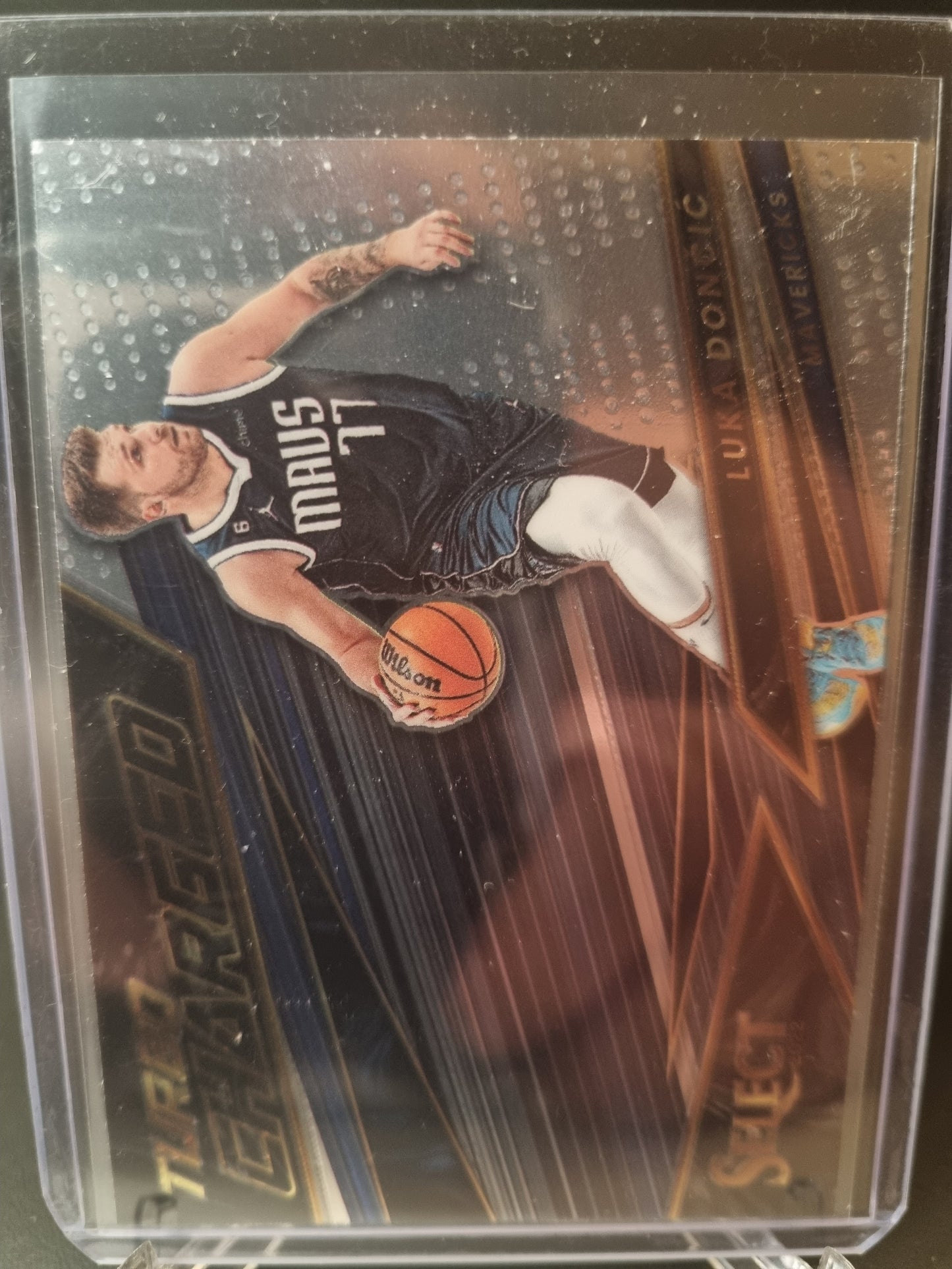 2022-23 Panini Select #6 Luka Doncic Turbo Charged