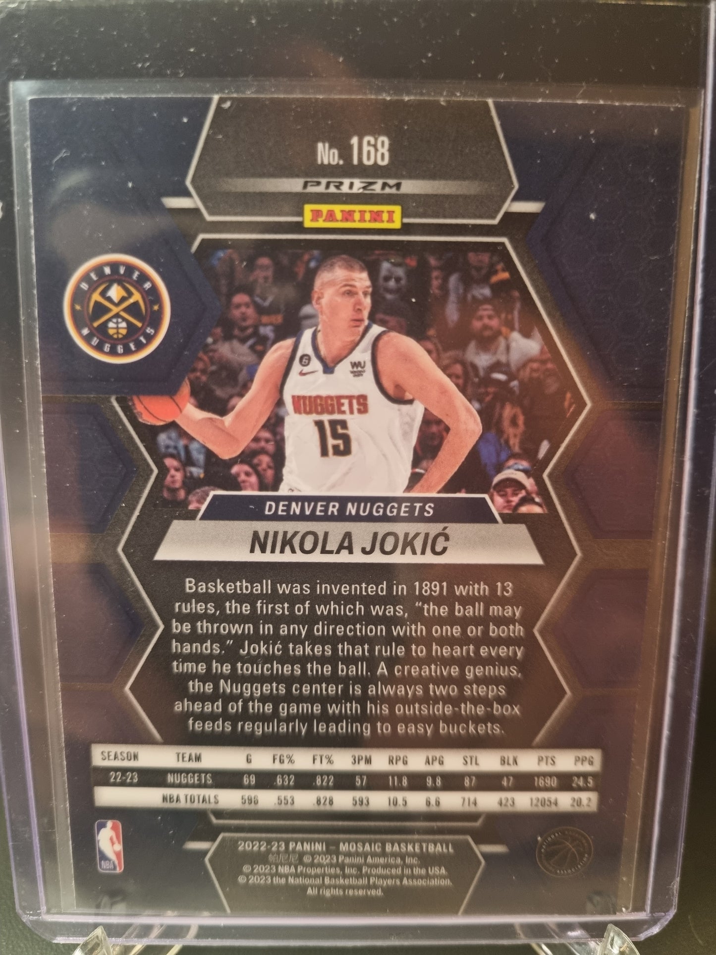 2022-23 Panini Mosaic #168 Nikola Jokic Red Mosaic Prizm