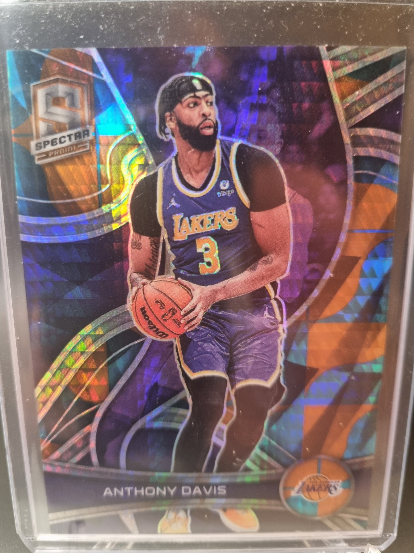 2021-22 Panini Spectra #18 Anthony Davis Blue Orange Prizm 23/49