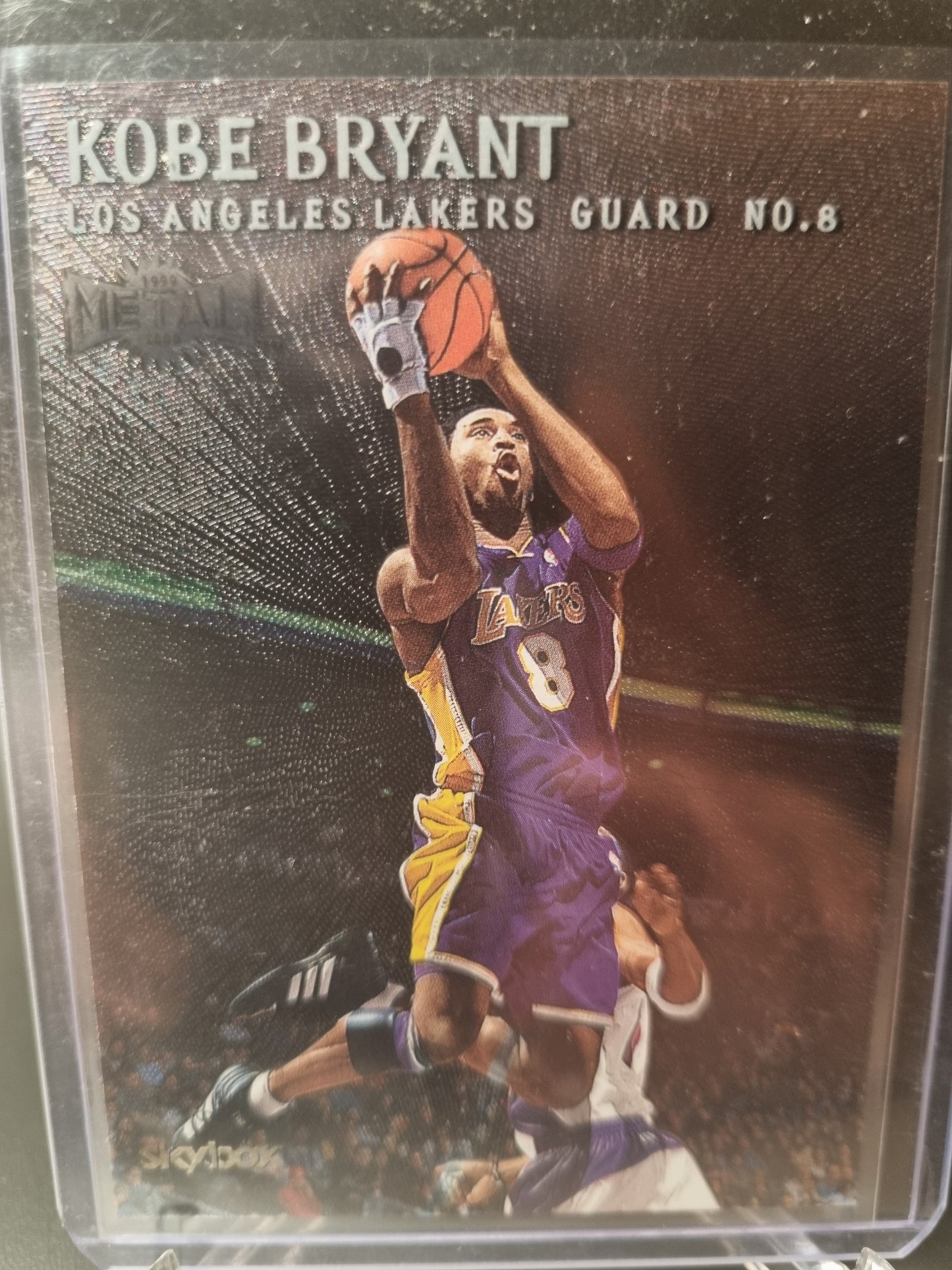 1999-2000 Skybox #115 Kobe Bryant Metal Universe