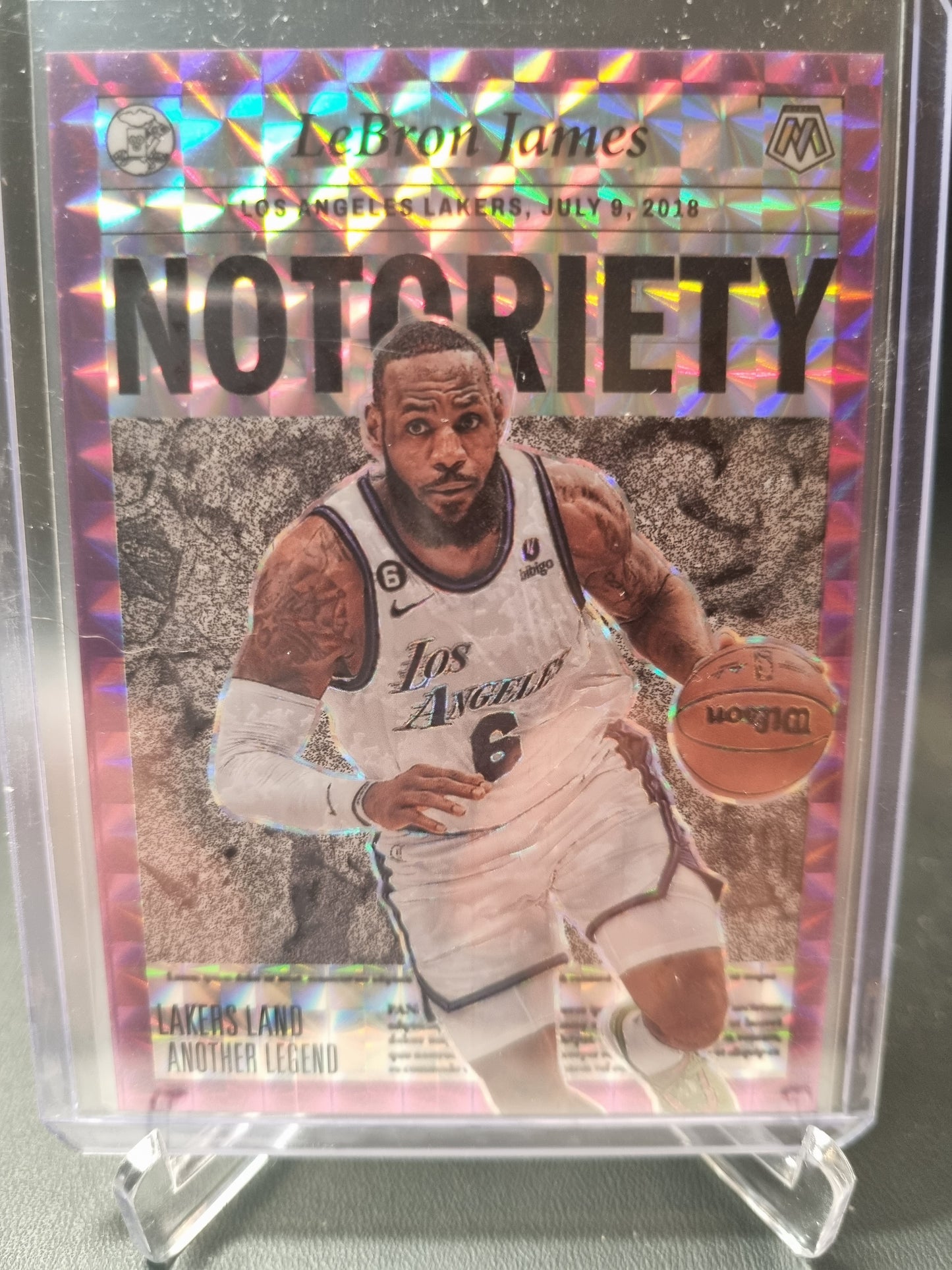 2022-23 Panini Mosaic #2 Lebron James Notoriety Mosaic Prizm Purple 91/99