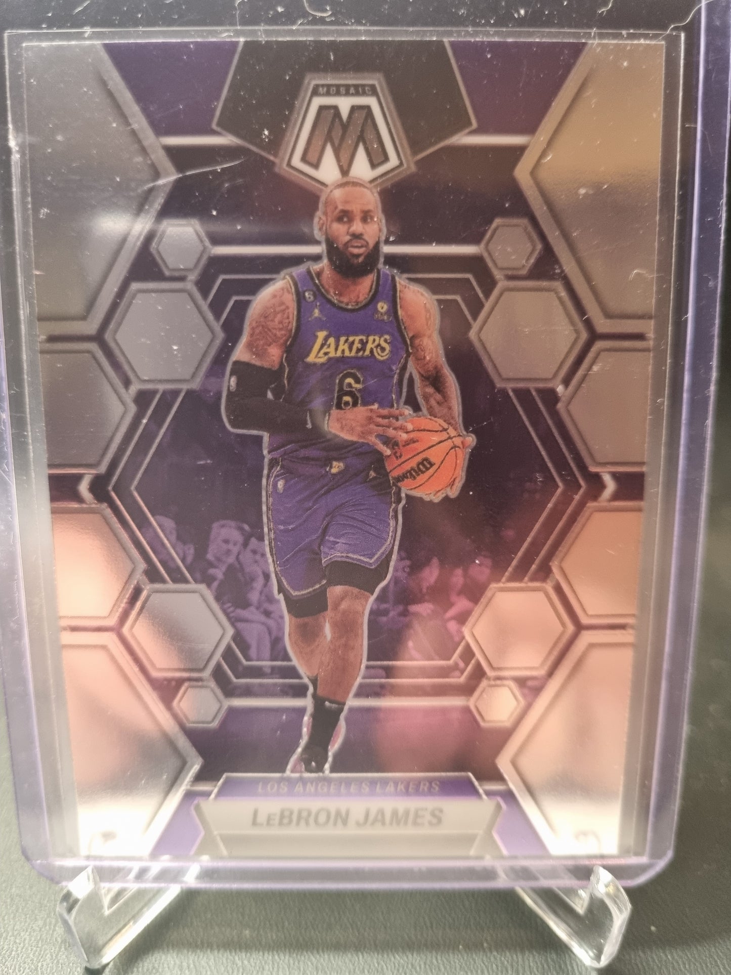 2022-23 Panini Mosaic #98 Lebron James