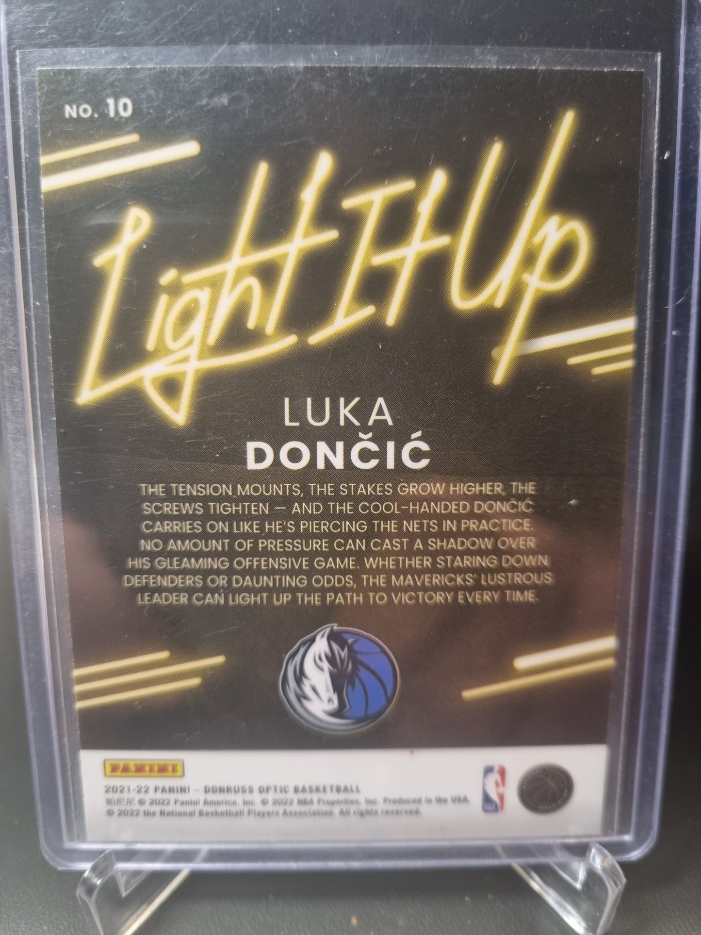 2021-22 Panini Donruss Optic #10 Luka Doncic Light It Up