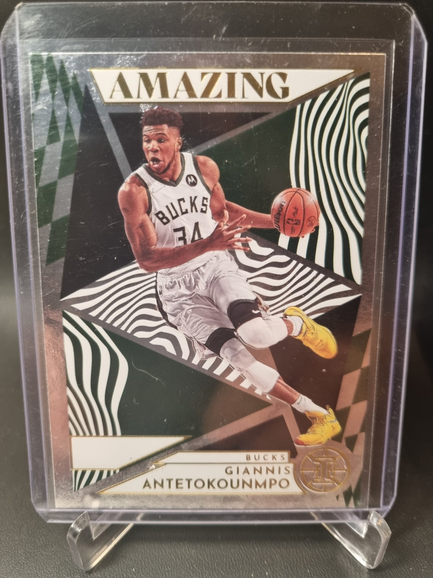 2021-22 Panini Illusions #7 Giannis Antetokounmpo Amazing