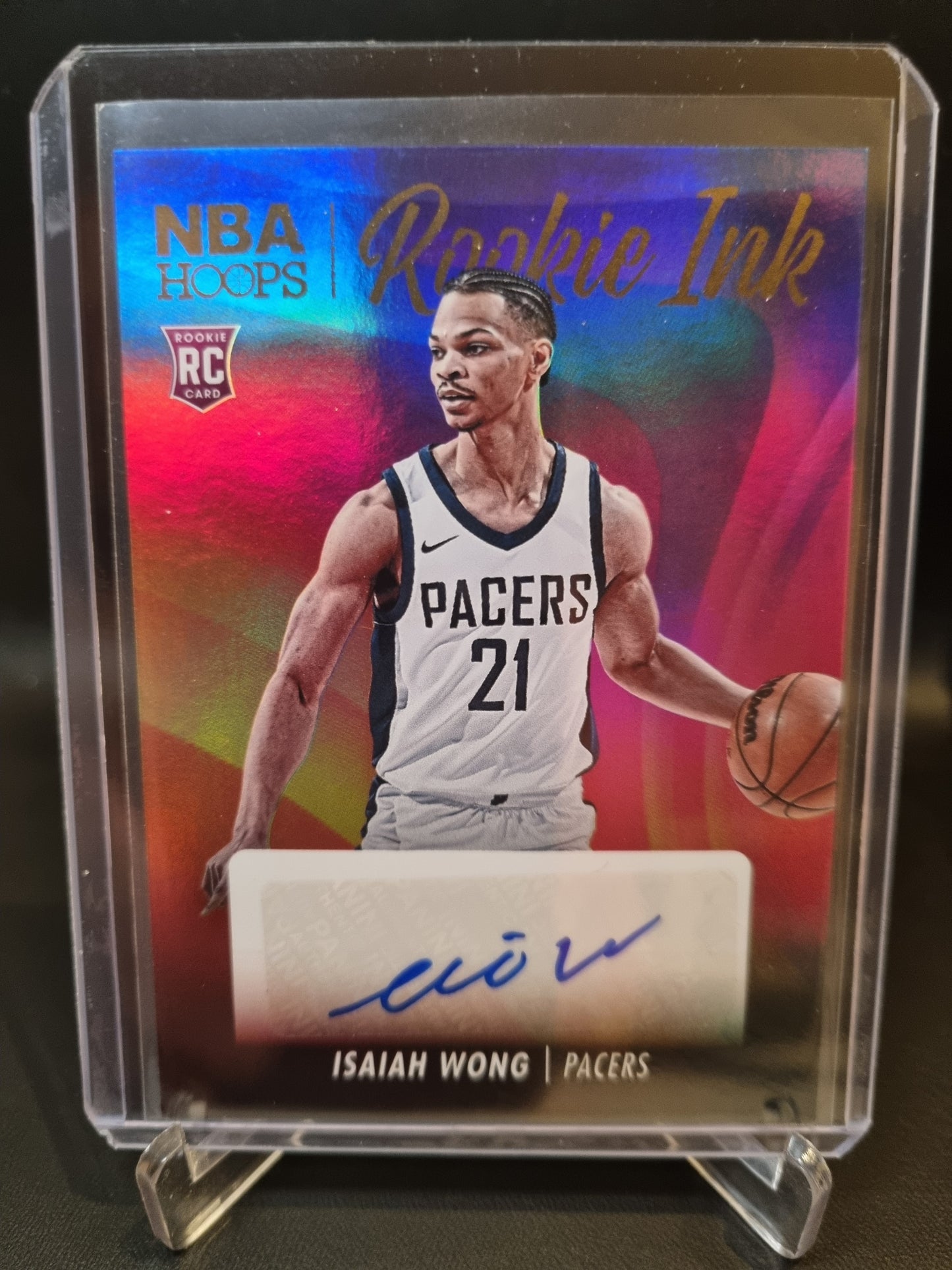 2023-24 Panini Hoops #RI-WOG Isiah Wong Rookie Ink Autograph