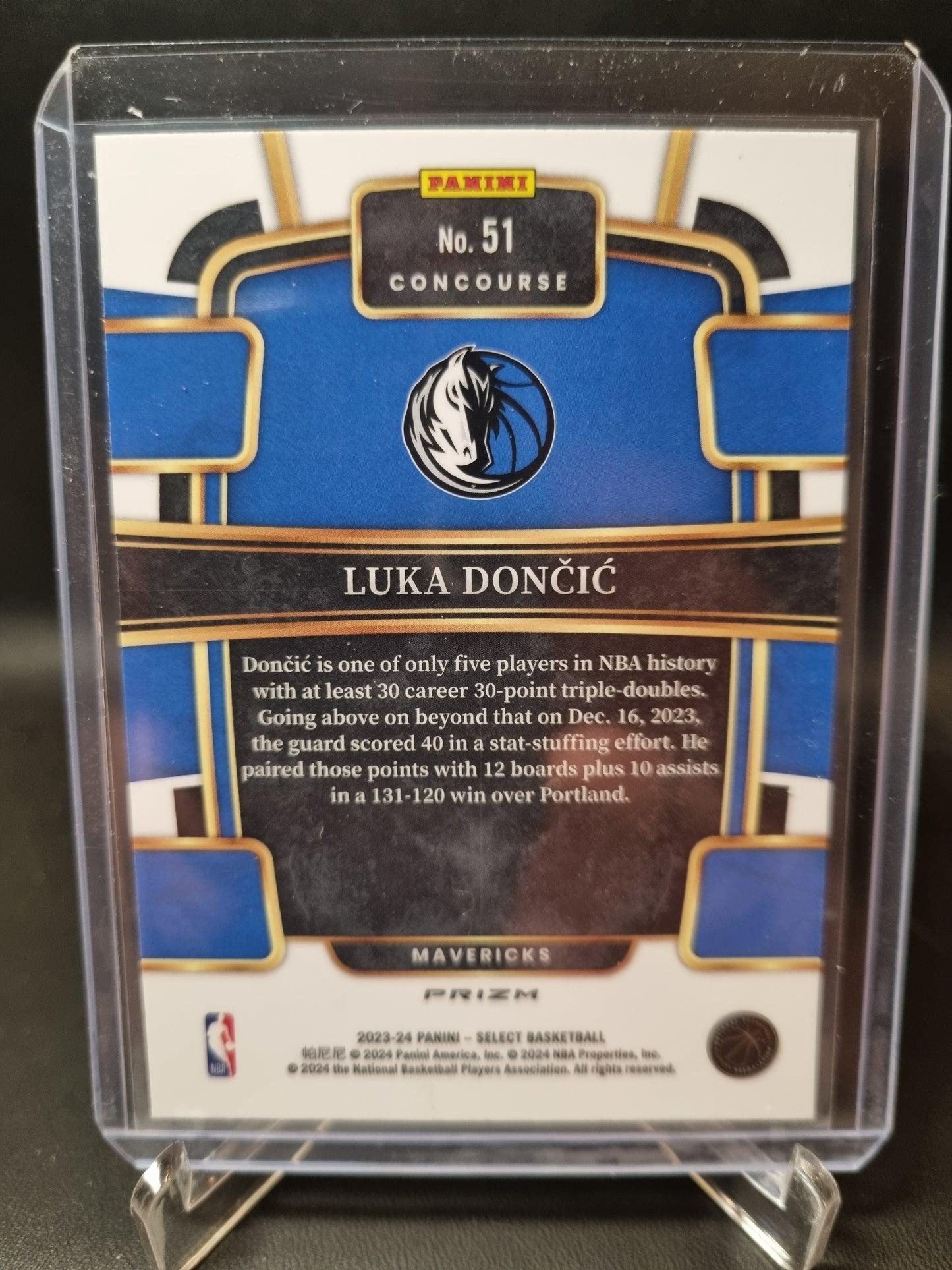 2023-24 Panini Select #51 Luka Doncic Concourse Orange Flash Prizm