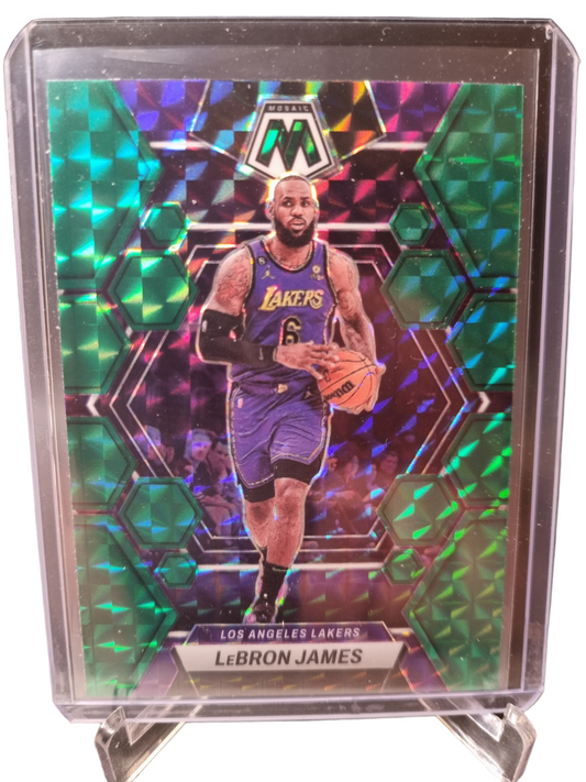 2022-23 Panini Mosaic #98 Lebron James Green Mosaic Prizm