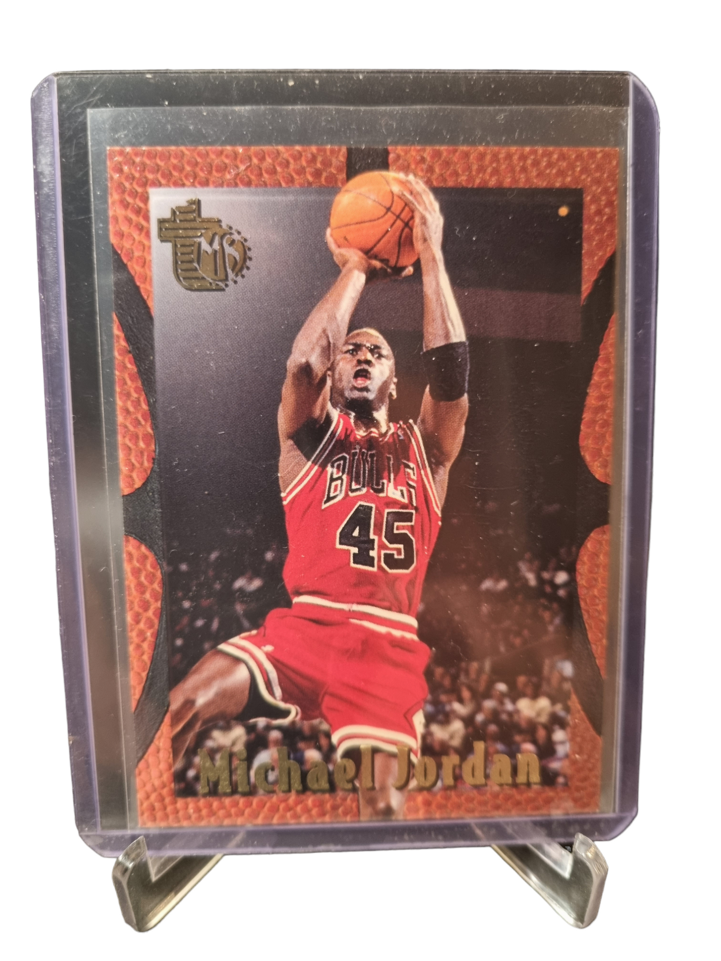 1995 Topps #121 Michael Jordan