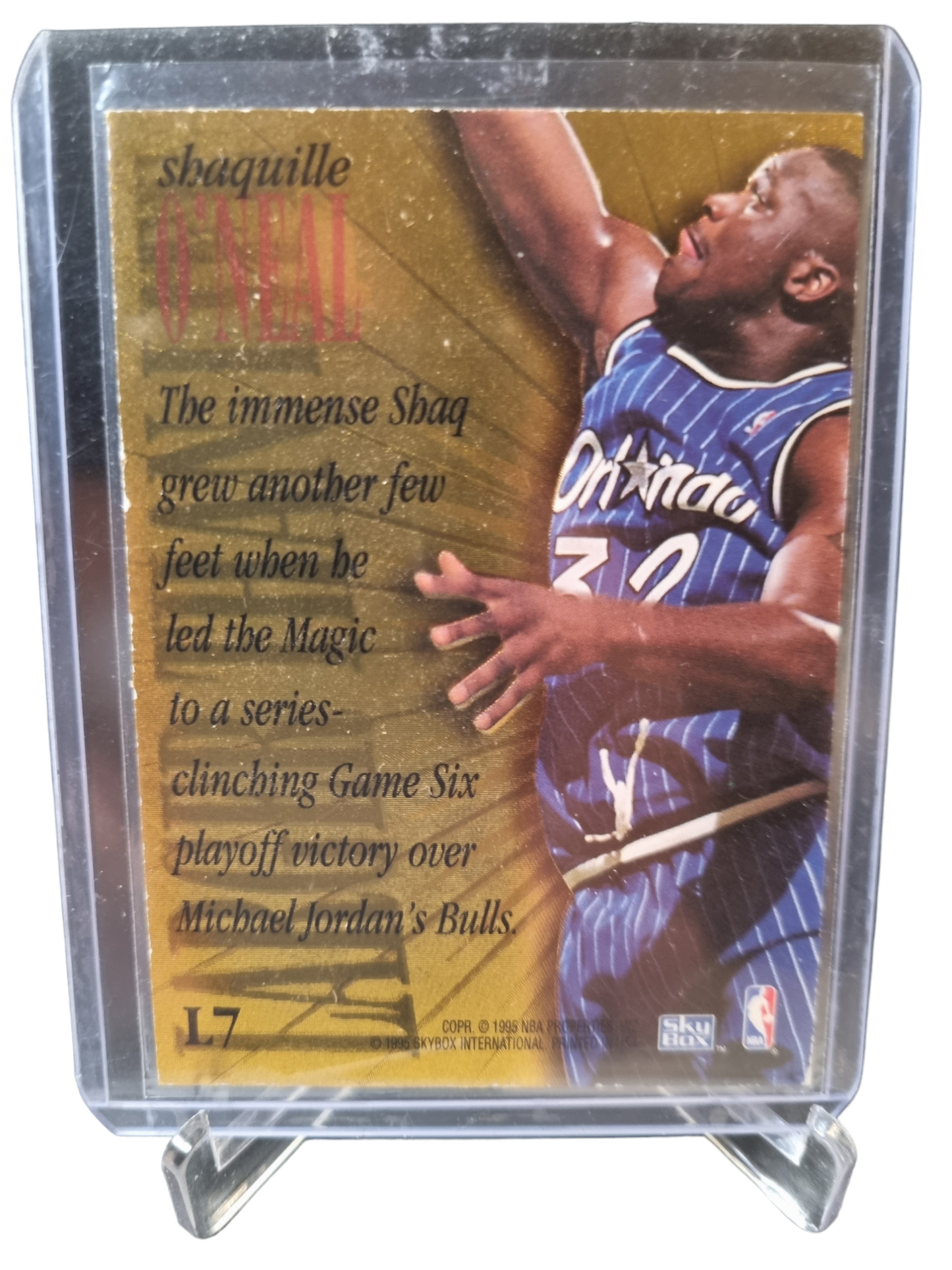 1995 Skybox #L7 Shaquille O'Neal Larger Than Life