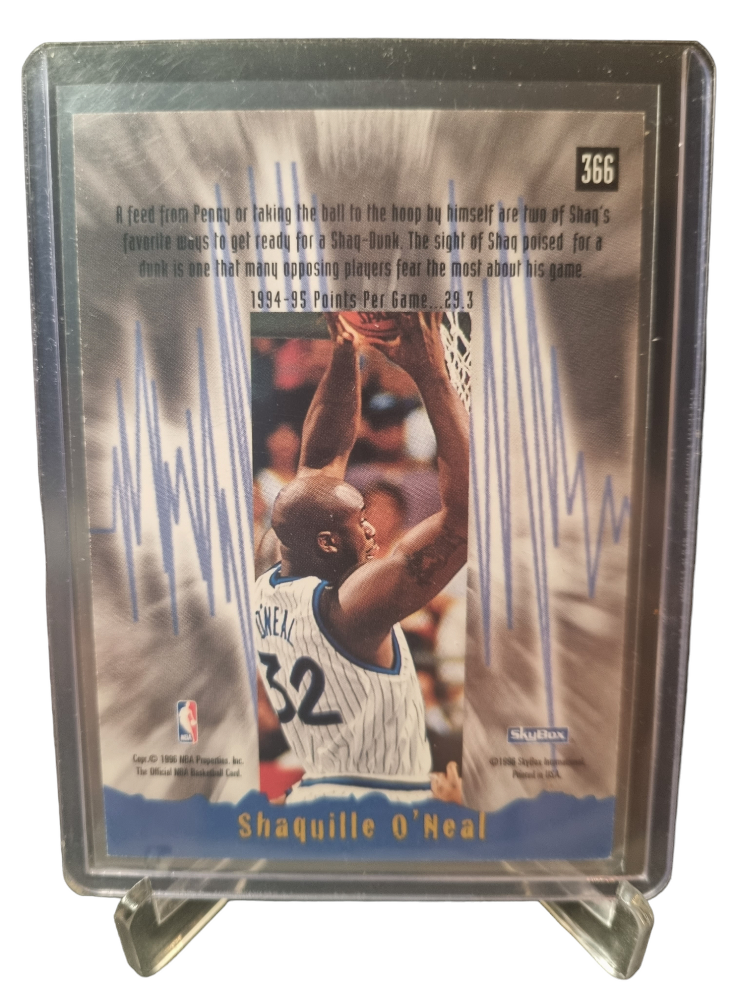 1996 Hoops #366 Shaquille O'Neal Earth Shakers