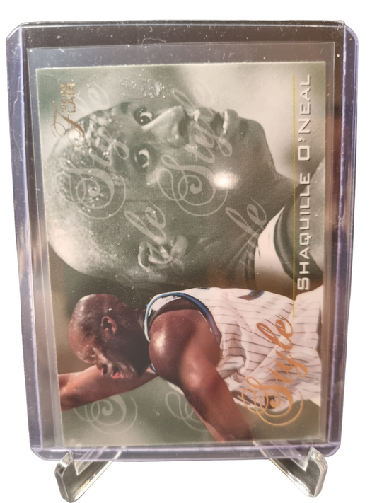 1995-96 Flair #240 Shaquille O'Neal Style