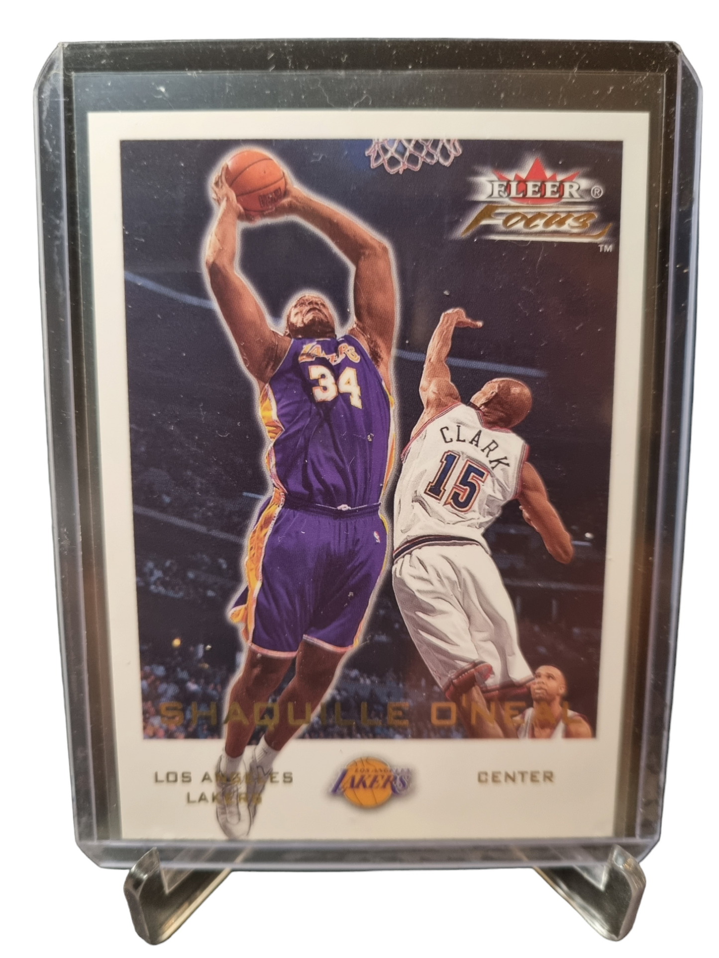 2000 Fleer Focus #33 Shaquille O'Neal