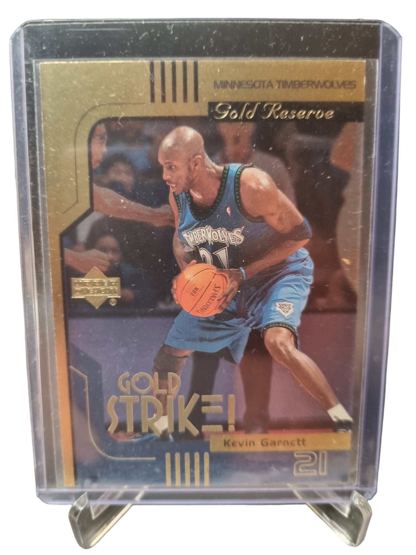 2000 Upper Deck #GS1 Kevin Garnett Gold Reserve Gold Strike