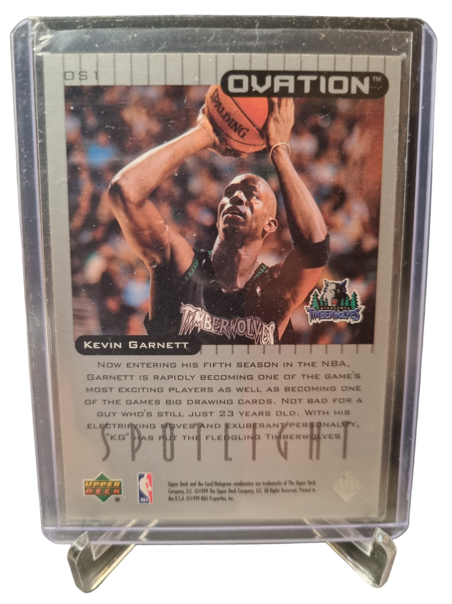 1999 Upper Deck #051 Kevin Garnett Ovation