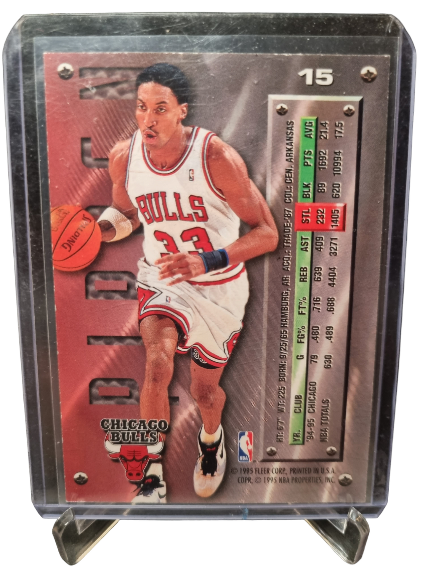 1995-96 Fleer Metal #15 Scottie Pippen