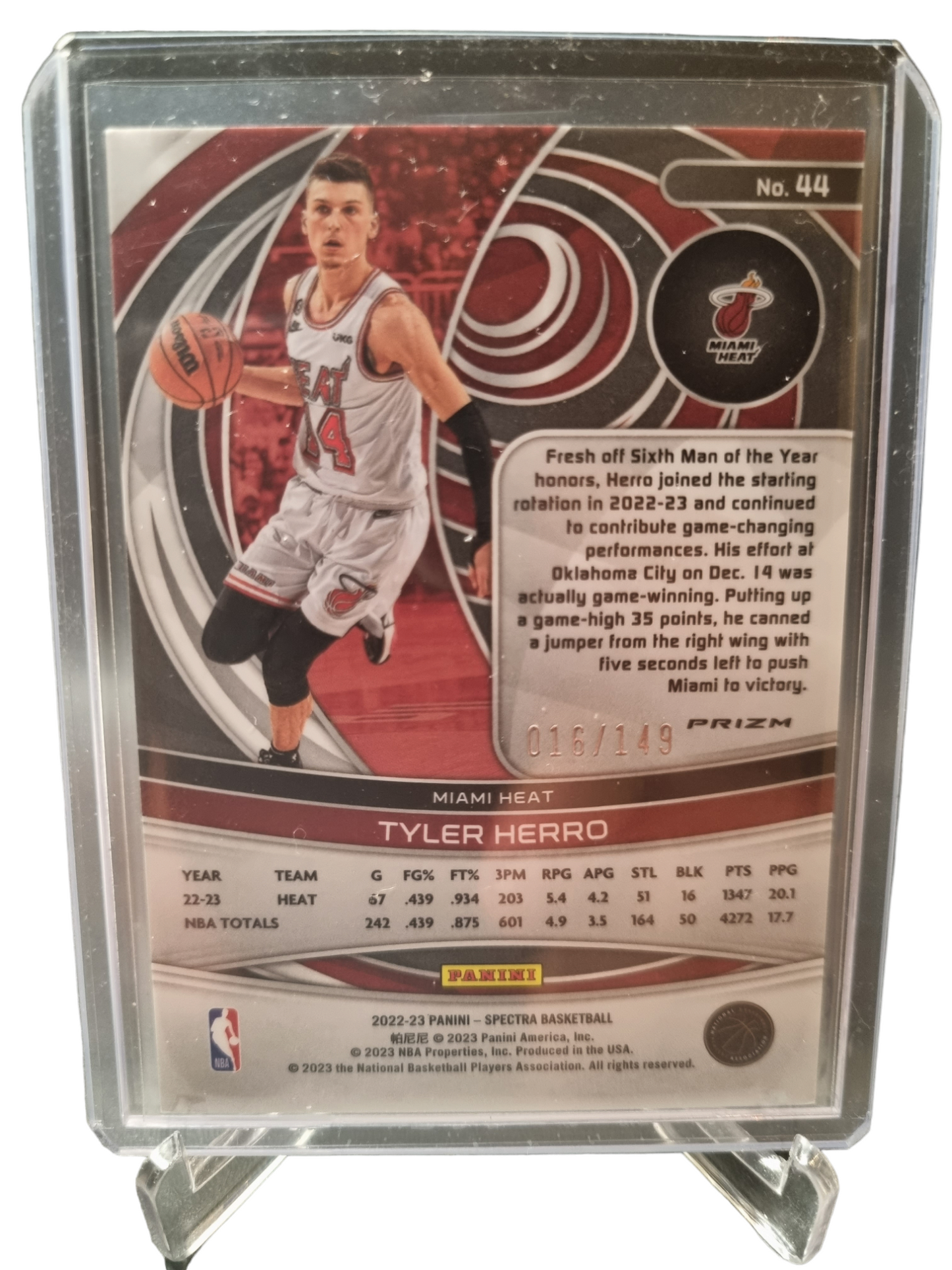 2022-23 Panini Spectra #44 Tyler Herro Prizm 016/149