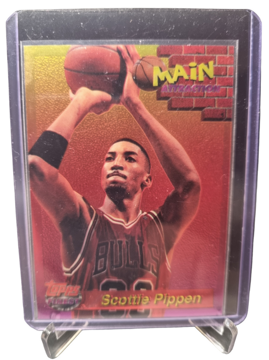 1994 Topps Finest #4 of 27 Scottie Pippen Main Attraction