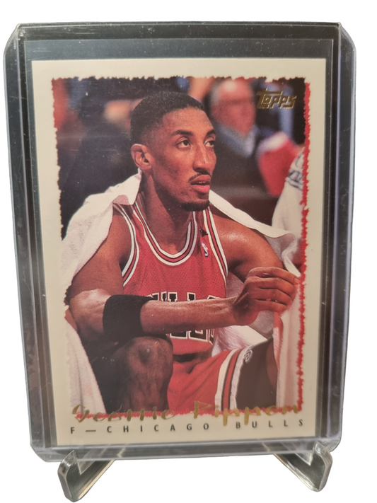 1994 Topps #29 Scottie Pippen