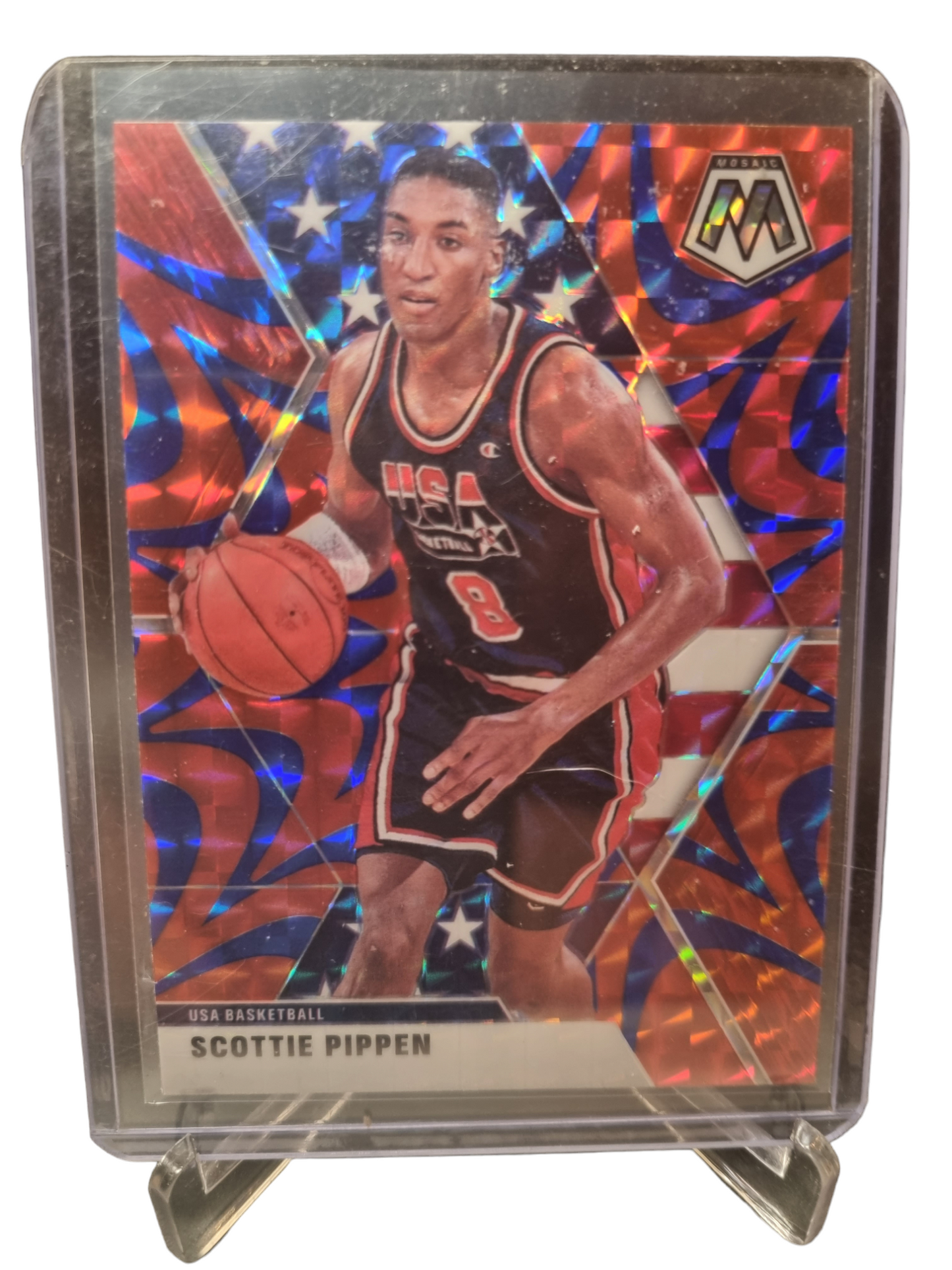 2019-20 Panini Mosaic #256 Scottie Pippen Red Mosaic Prizm