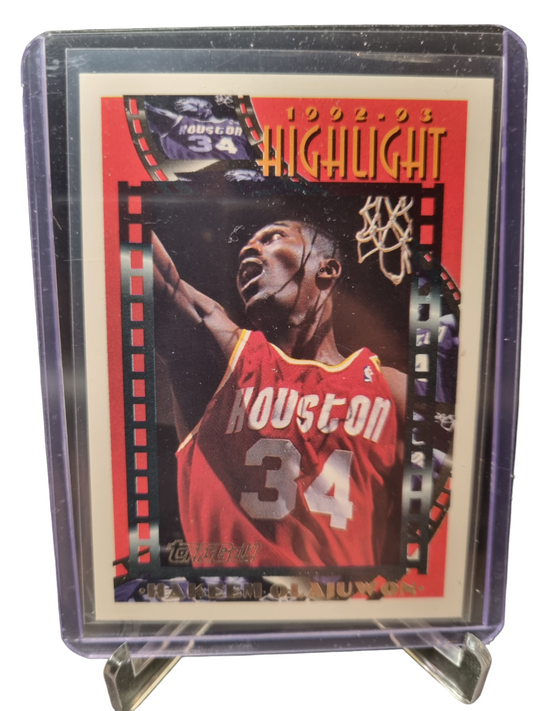 1993 Topps Gold #2 Hakeem Olajuwon 1992-93 Highlight  - Topps Gold