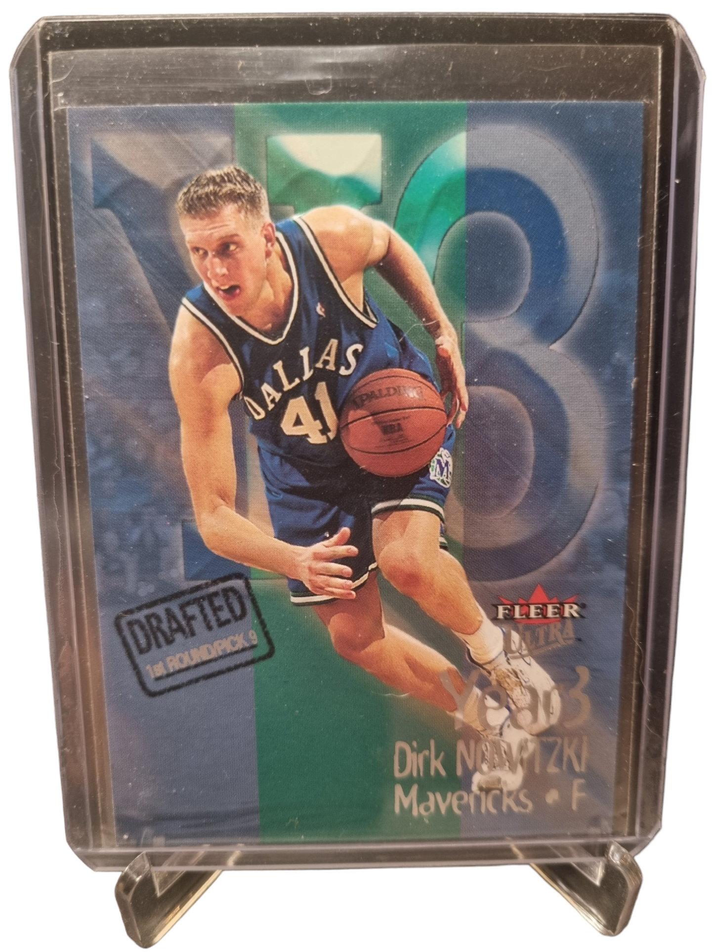 2000 Fleer Ultra #5 of 10 YT Dirk Nowitzki Year 3