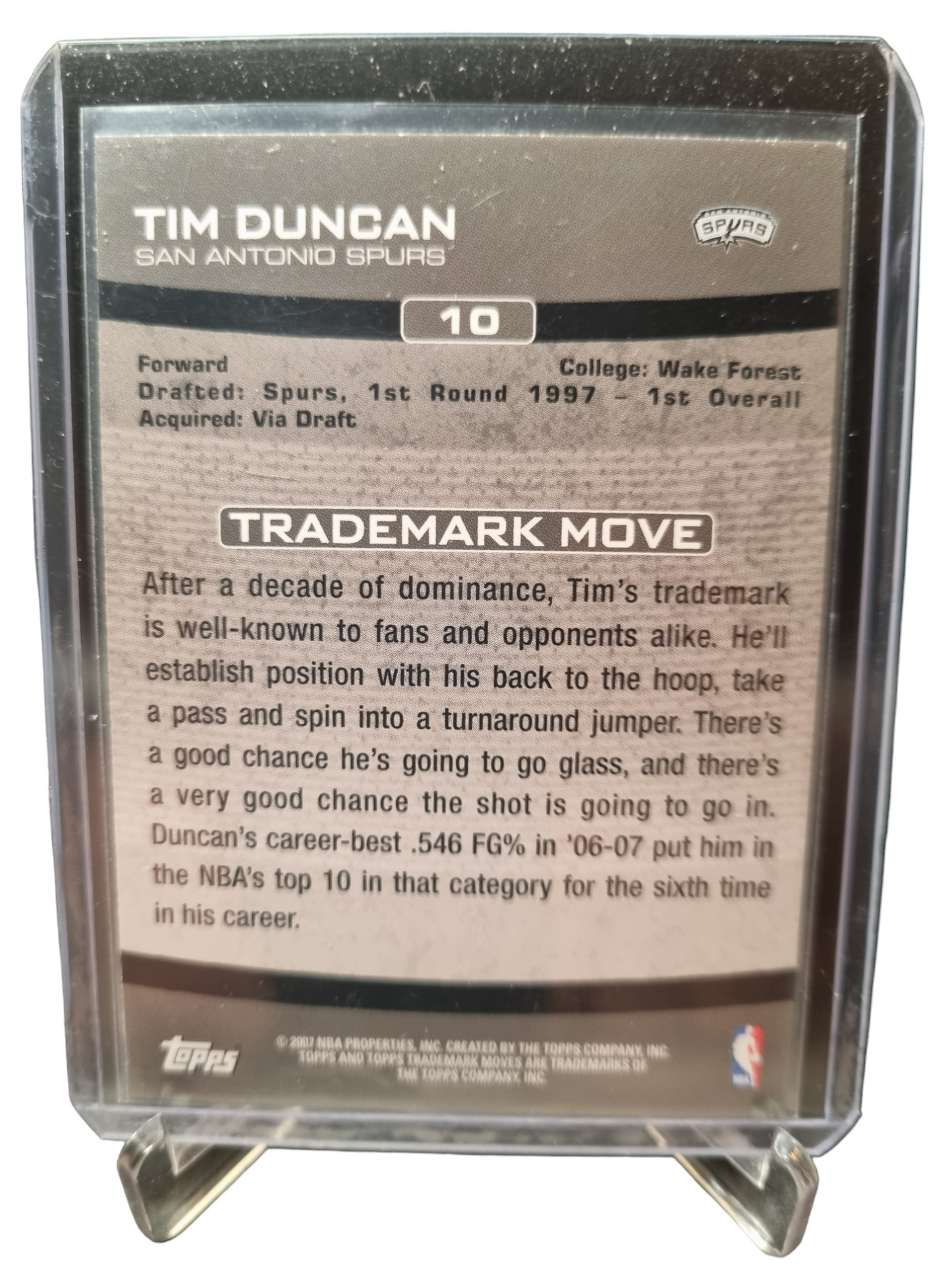 2007 Topps #10 Tim Duncan Trademark Moves