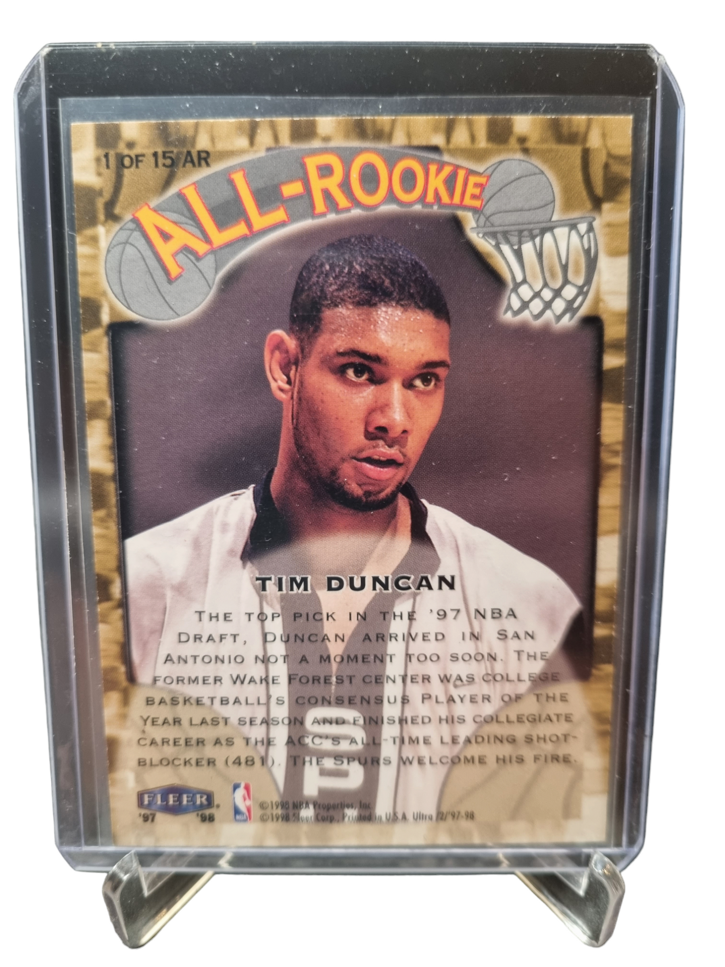 1997-98 Fleer #1 of 15 AR Tim Duncan Rookie Card All-Rookie