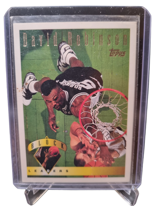 1995 Topps #29 David Robinson Block Leaders