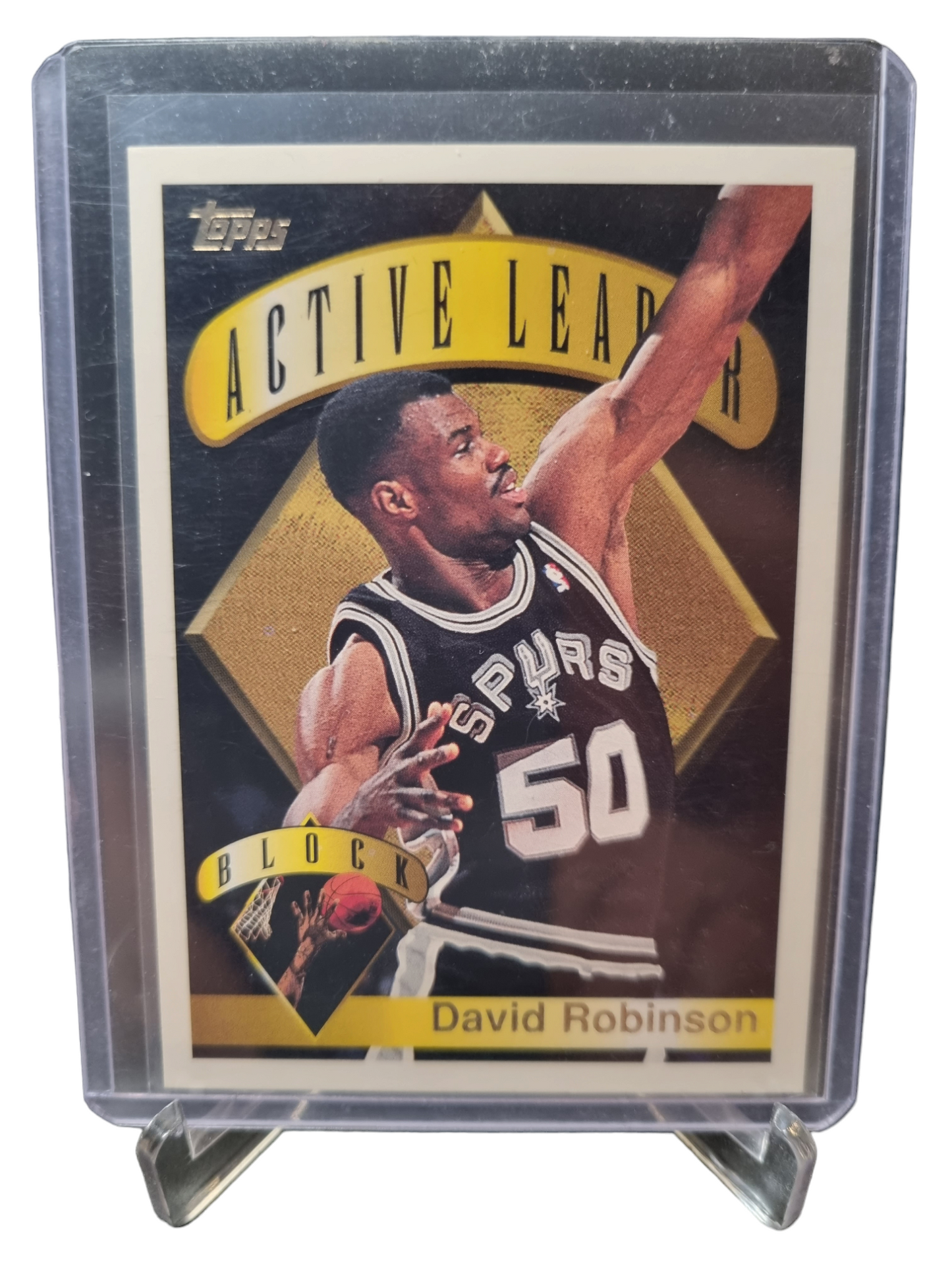 1995 Topps #5 David Robinson Block Active Leader