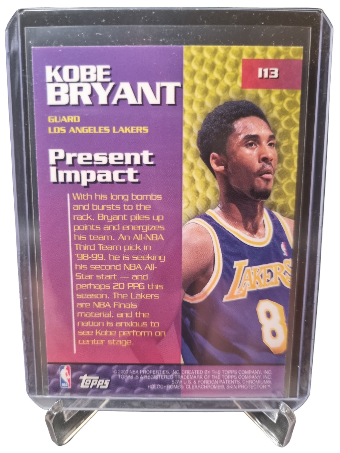 2000-Topps #113 Kobe Bryant Present Impact