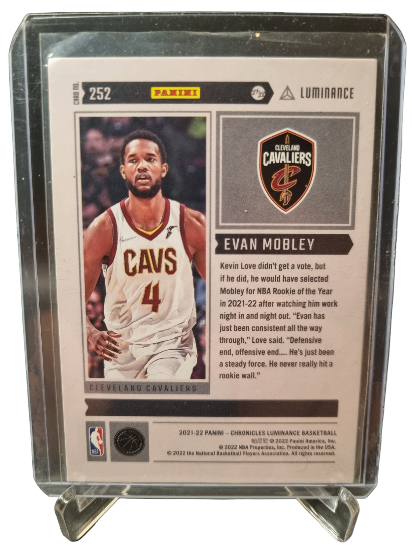 2021-22 Panini Chronicles Luminance #252 Evan Mobley Rookie Card