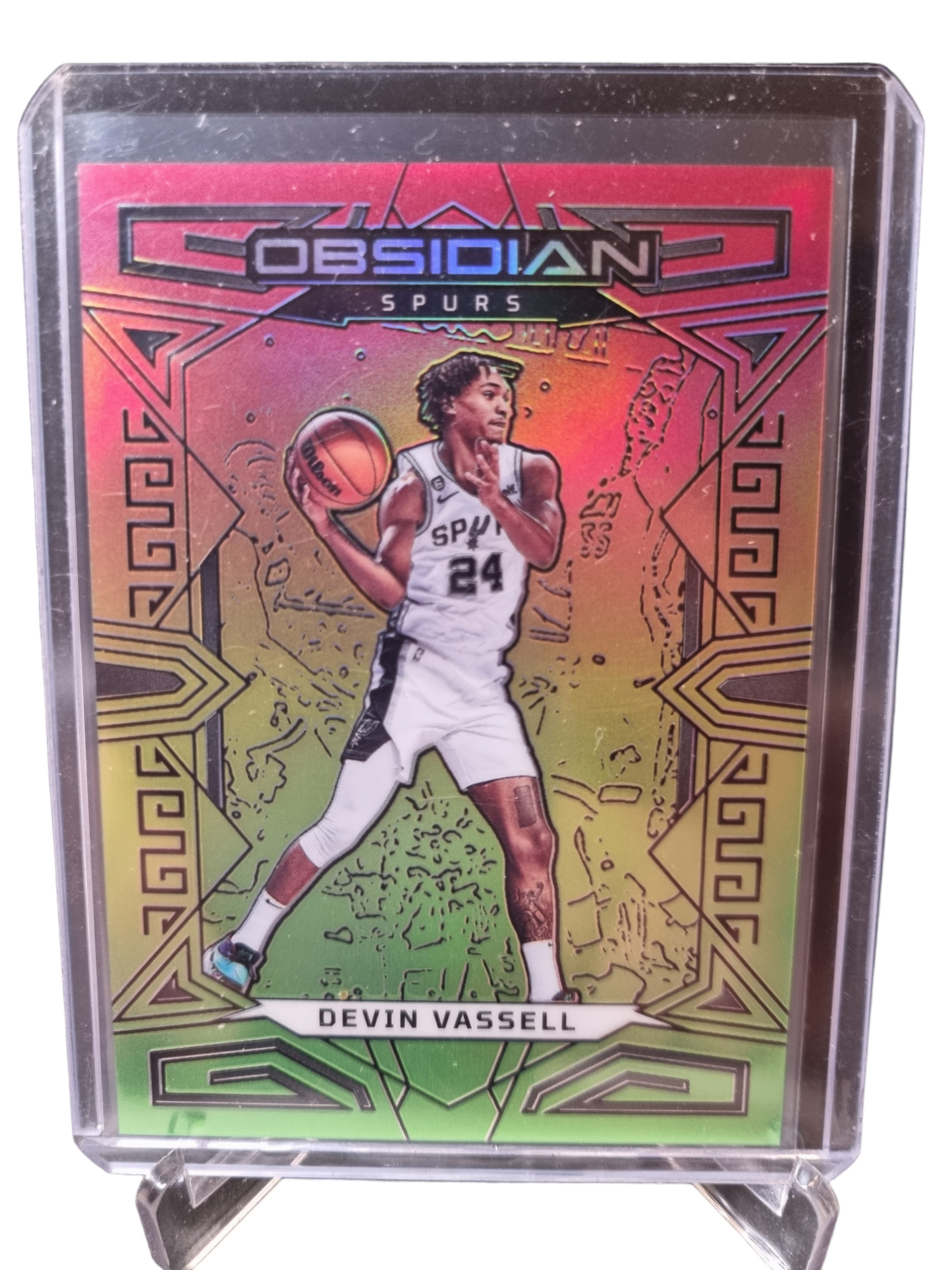 2022-23 Panini Obsidian #84 Devin Vassell Green Yellow Red Flood 56/75