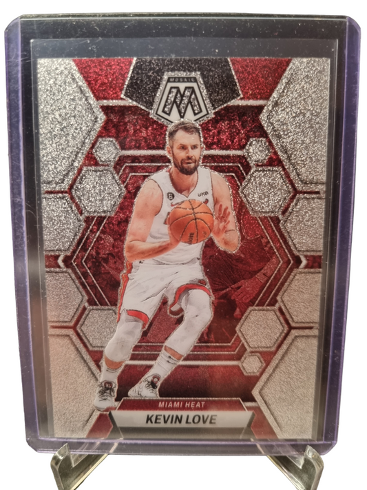 2022-23 Panini Mosaic #42 Kevin Love Mosaic White Glitter Prizm