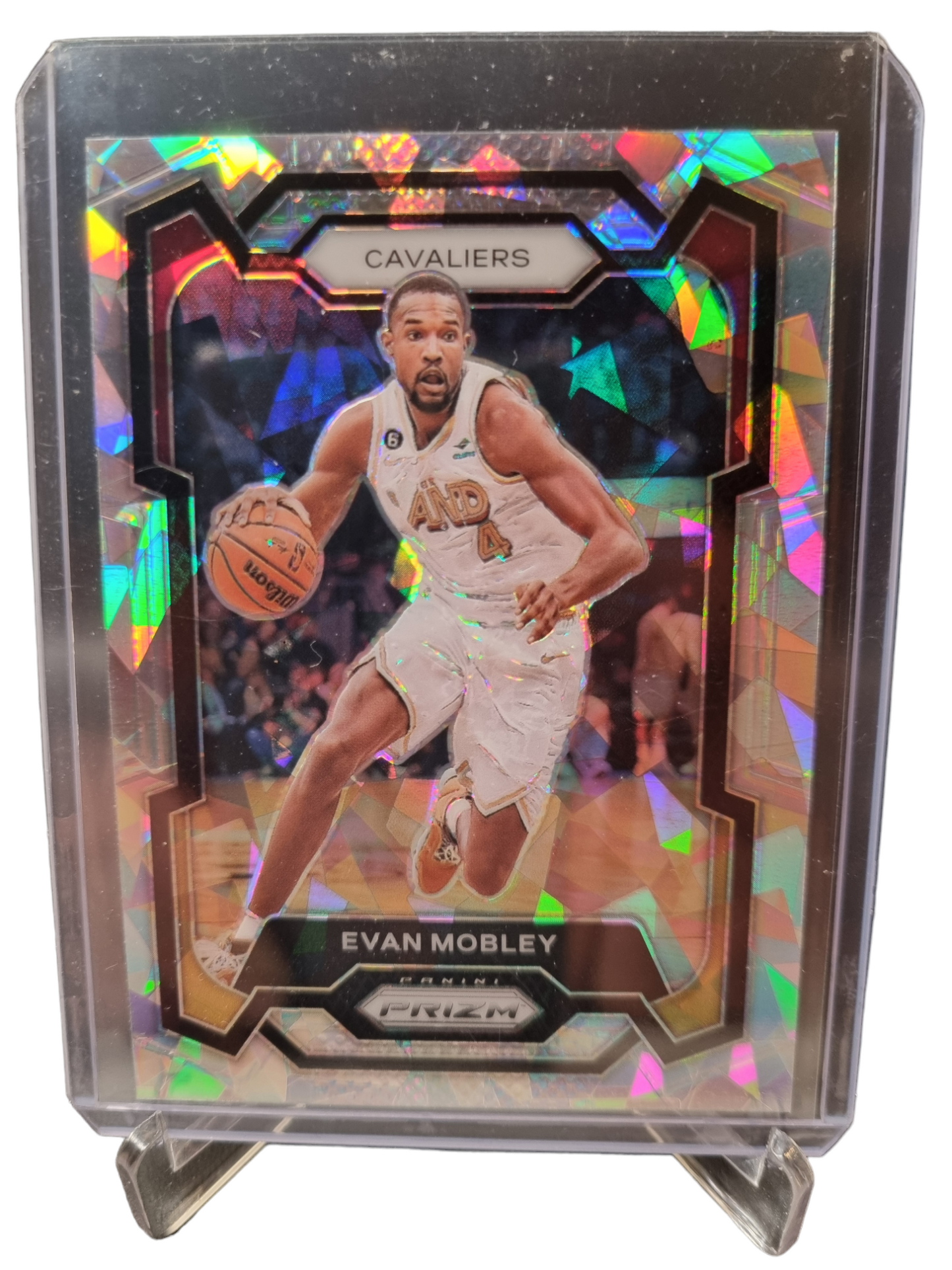 2023-24 Panini Prizm #55 Evan Mobley Cracked Ice Prizm