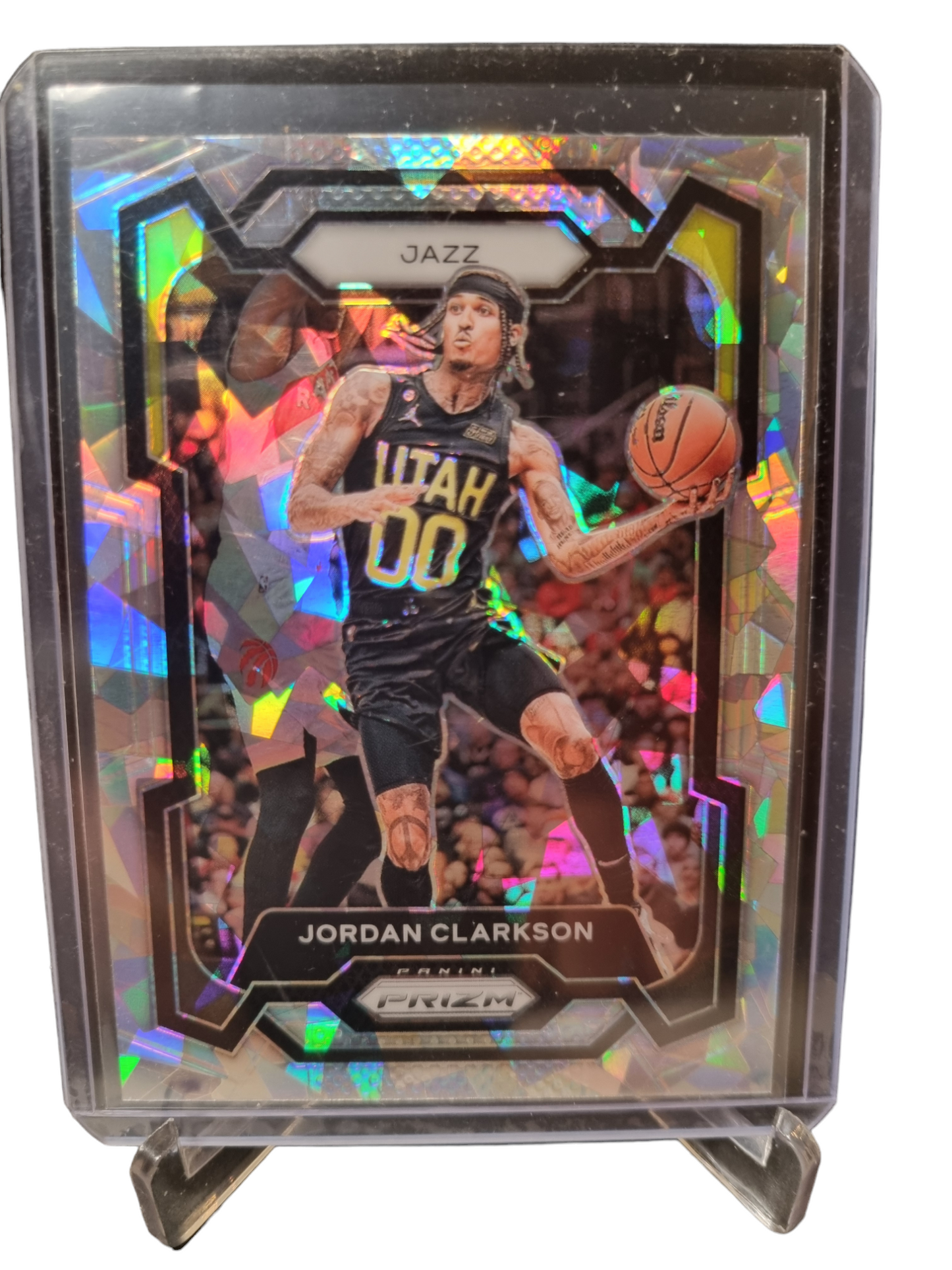 2023-24 Panini Prizm #65 Jordan Clarkson Cracked Ice Prizm