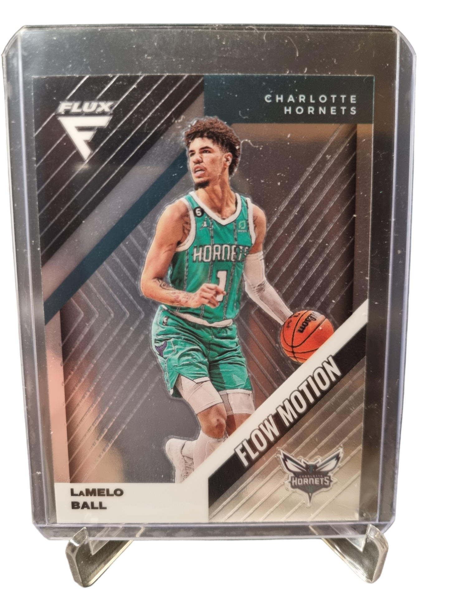 2022-23 Panini Flux #18 LaMelo Ball Flow Motion