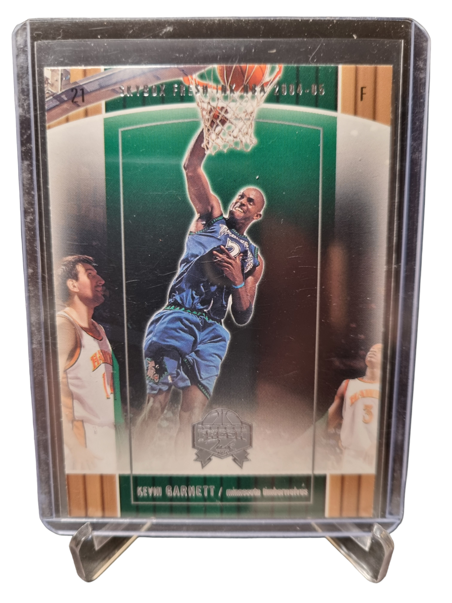 2004-05 Fleer #11 Kevin Garnett Skybox Fresh Ink