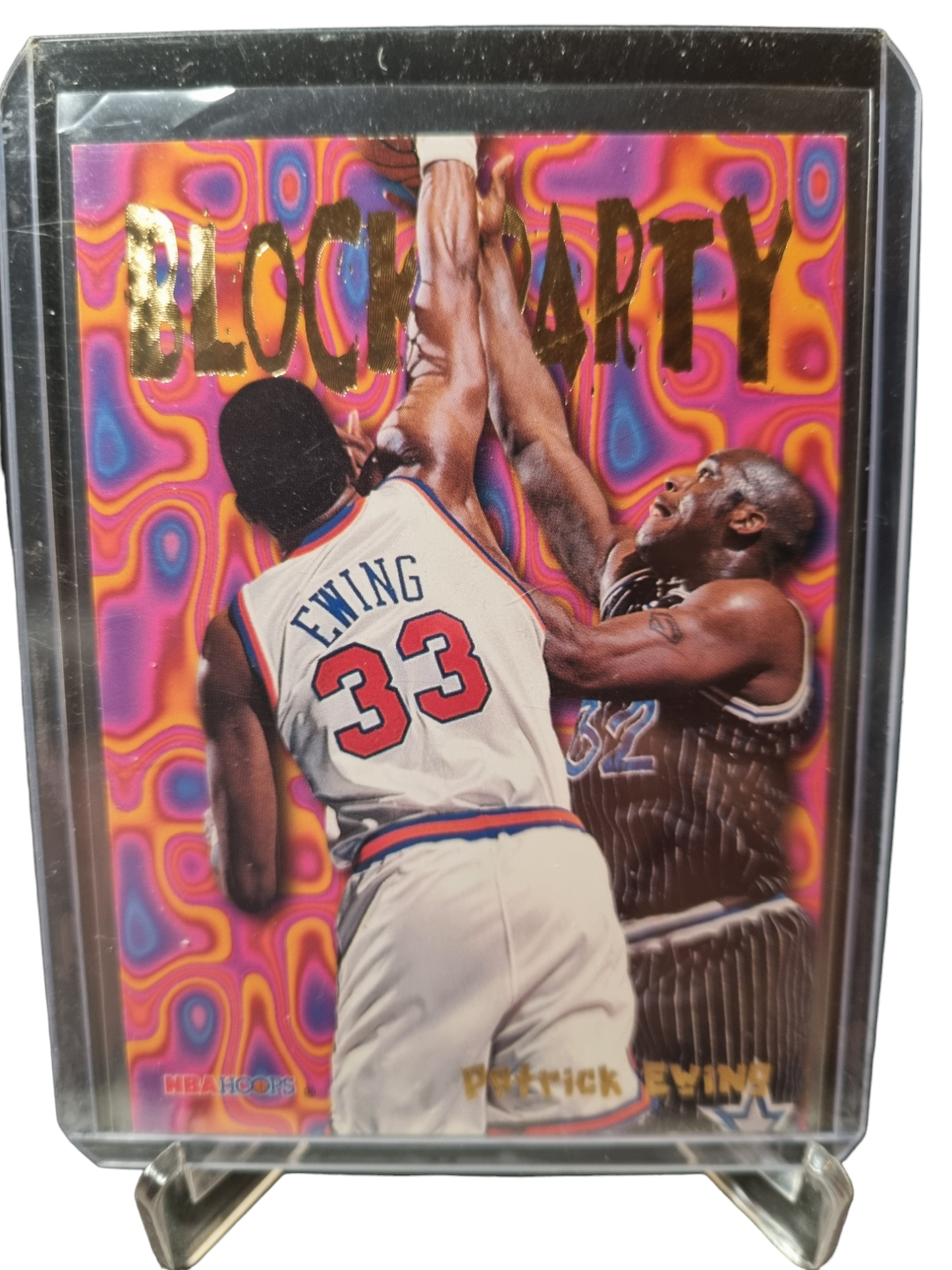 1995 Skybox #9 of 25 Patrick Ewing Block Party